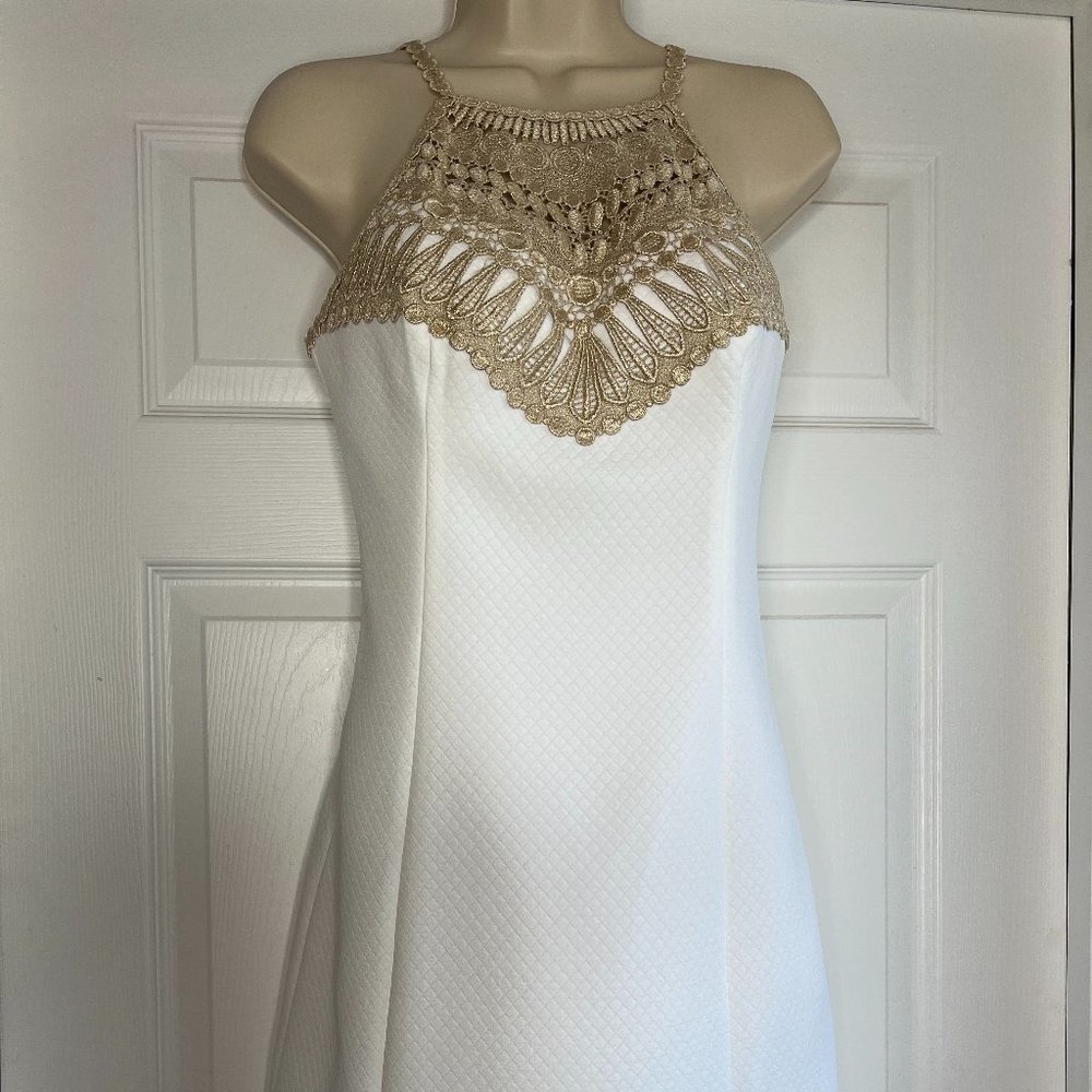 SOLD Lilly Pulitzer White Shift Dress NOWT Size 2 with Gold Embellishment.